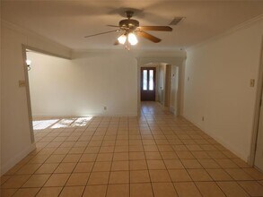 1618 Travis St in Garland, TX - Building Photo - Building Photo