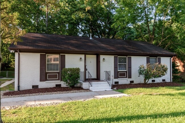 property at 1442 Painter Pl