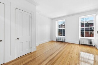 93 Pinckney St in Boston, MA - Building Photo - Building Photo