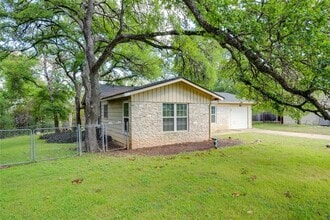 5414 Buffalo Pass in Austin, TX - Building Photo - Building Photo