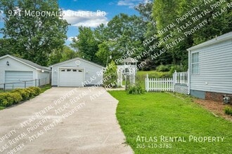 971 McDonald Chapel Rd in Birmingham, AL - Building Photo - Building Photo