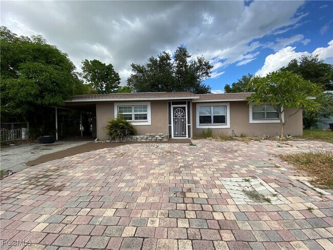 property at 930 Jasmine St