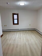 262 Illinois St in Central Falls, RI - Building Photo - Building Photo