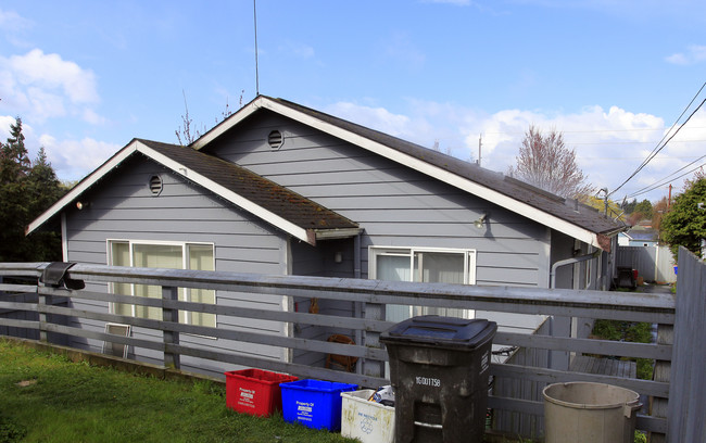 1917 Chestnut St in Everett, WA - Building Photo - Building Photo