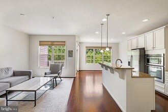 1550 Rabbit Hollow Pl in Silver Spring, MD - Building Photo - Building Photo