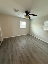 201 48th Ave N in St. Petersburg, FL - Building Photo - Building Photo