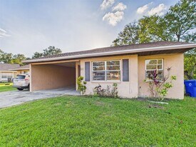 2121 S San Gully Rd, Unit 3 in Lakeland, FL - Building Photo