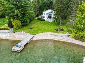 1916 W Lake Rd in Skaneateles, NY - Building Photo - Building Photo