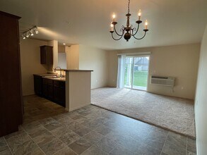 Windgate Terrace in Appleton, WI - Foto de edificio - Building Photo