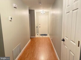 304B Cypress Point Cir in Mount Laurel, NJ - Building Photo