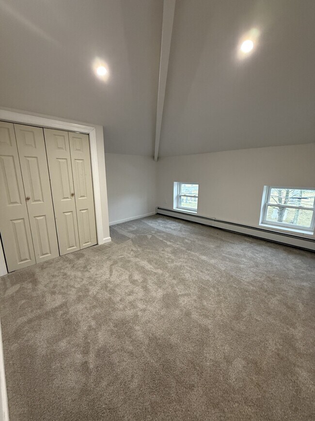 166 Ward St, Unit 2E in Hartford, CT - Building Photo - Building Photo