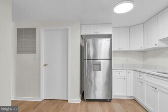 1530 Key Blvd in Arlington, VA - Building Photo - Building Photo