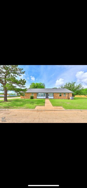 2693 Garfield Ave in Abilene, TX - Building Photo
