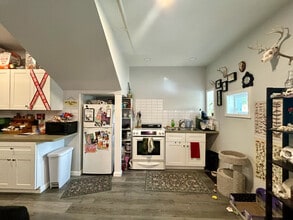 404 Jagoe St, Unit 404A in Denton, TX - Building Photo - Building Photo