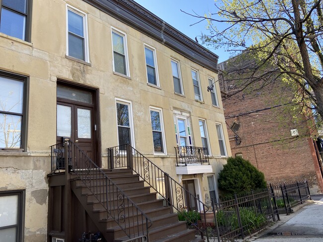 915 S Loomis St, Unit 2