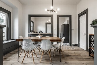 4612 E New York St in Indianapolis, IN - Building Photo - Building Photo