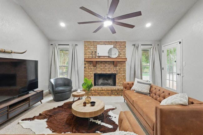 5830 Jester Dr