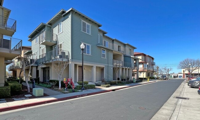 property at 967 Sakura Dr