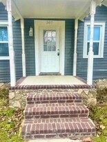 307 Winston St in Florence, SC - Building Photo