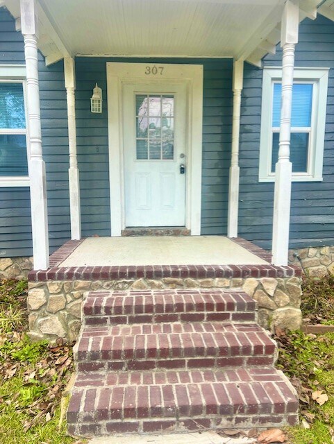 307 Winston St in Florence, SC - Building Photo