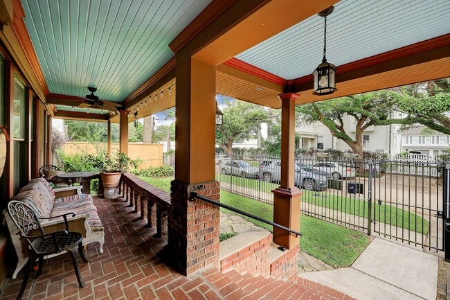 304 Sul Ross St in Houston, TX - Building Photo - Building Photo