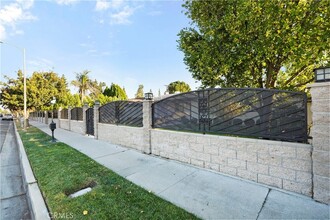 18742 Lassen St, Unit Building A-A102 in Los Angeles, CA - Building Photo - Building Photo