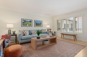 1701 Anacapa St in Santa Barbara, CA - Building Photo - Building Photo