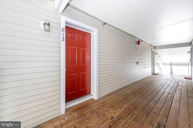 6330 Bayberry Ct in Elkridge, MD - Building Photo - Building Photo