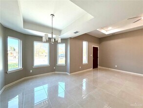 23 Elmira Ave in McAllen, TX - Building Photo - Building Photo