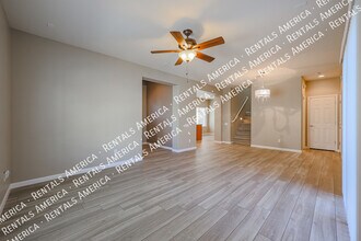 2205 W Le Marche Ave in Phoenix, AZ - Building Photo - Building Photo