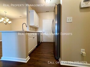 18711 Ruffner Dr in Cornelius, NC - Building Photo - Building Photo