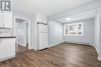 104 South Street E in Aylmer, ON - Building Photo - Building Photo