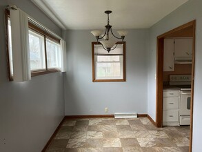 506 Meadow St in Iowa City, IA - Building Photo - Building Photo