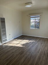 533 Valencia Dr SE in Albuquerque, NM - Building Photo - Building Photo