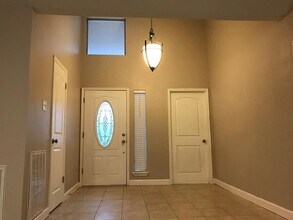 16238 Mill Point Dr in Houston, TX - Building Photo - Building Photo