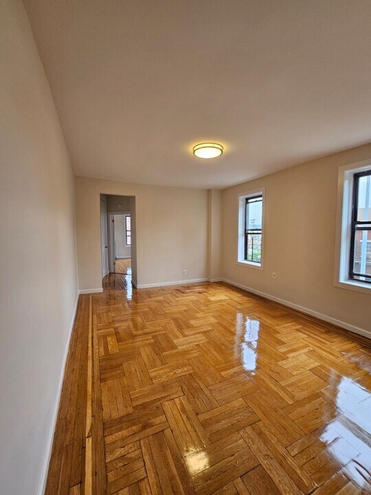 0 Manhattan College Pkwy in Bronx, NY - Building Photo