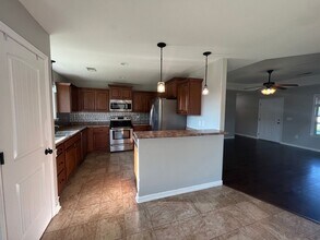 110 Chestnut Cove in Owens Cross Roads, AL - Building Photo - Building Photo