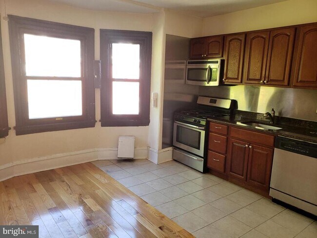 property at 1020 Pine St