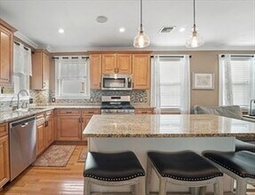 69 Jaques St in Somerville, MA - Building Photo - Building Photo