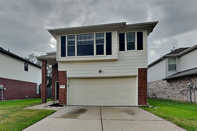property at 3723 Hidden Brook Ln