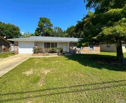 4290 La Borde Ln in Pensacola, FL - Building Photo