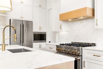 4606 Hopkins Ave in Dallas, TX - Building Photo - Building Photo