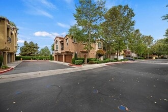 27886 John F Kennedy Dr in Moreno Valley, CA - Building Photo - Building Photo