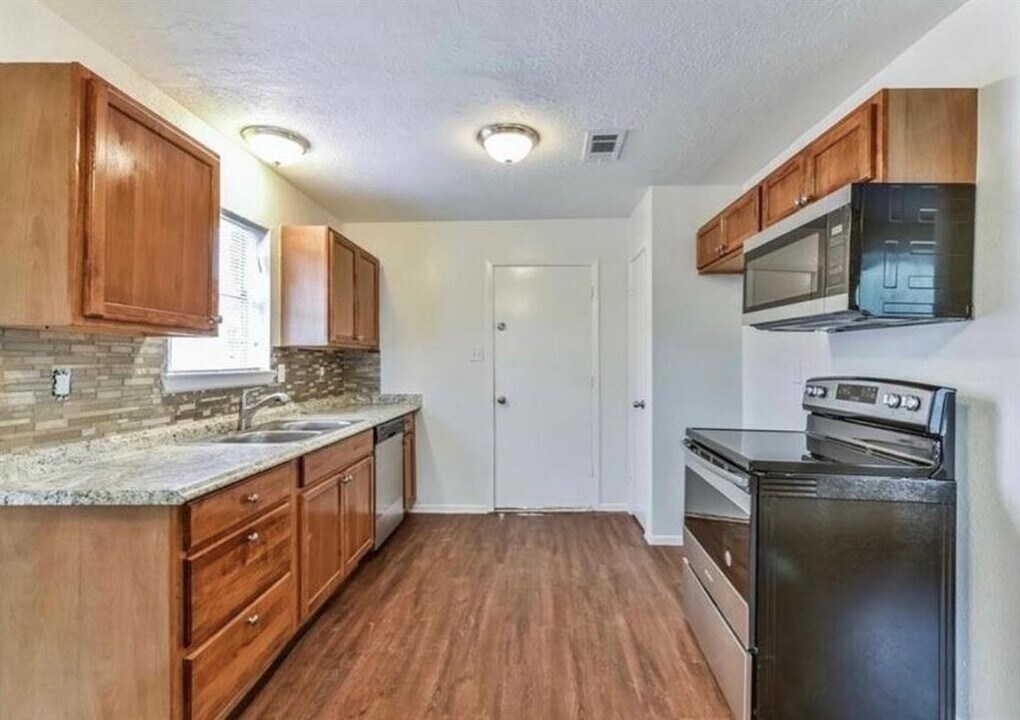 4835 E Ridge Creek Dr Photo