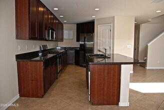 2611 N 48th St in Phoenix, AZ - Building Photo - Building Photo