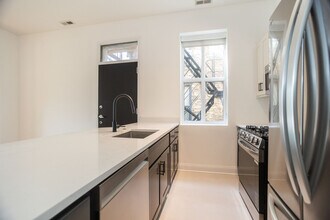 3817 N Fremont St in Chicago, IL - Building Photo - Building Photo