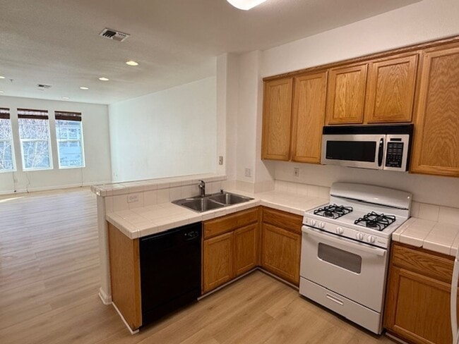 property at 1419 Nevin Plaza