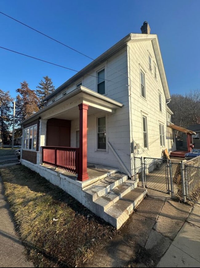 513 Kaufmann Ave in Dubuque, IA - Building Photo - Building Photo