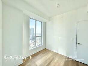 10 Abeja St in Vaughan, ON - Building Photo - Building Photo