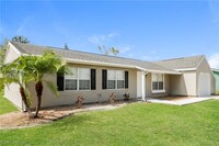 4963 Escalante Dr in North Port, FL - Building Photo - Building Photo